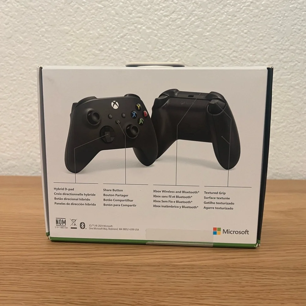 XBOX Wireless Controller - Carbon Black